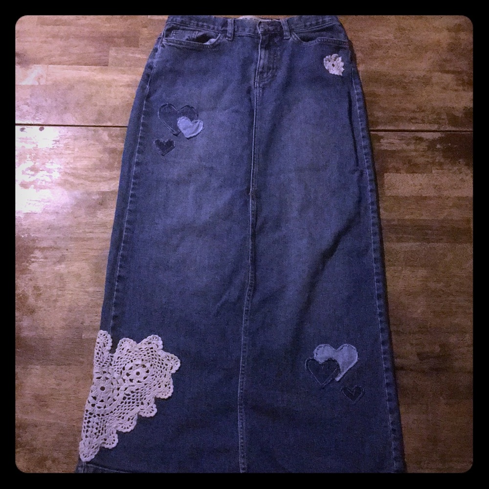 A jean skirt with patch hearts 💕